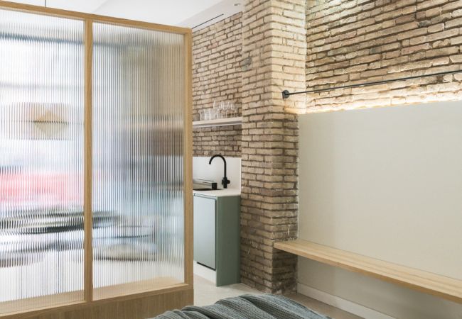Apartment in Valencia - Design Studio with Natural Light in Ruzafa – Ground Floor by Florit Flats Apartment in Valencia - Design Studio with Natural Light in Ruzafa – Ground Floor by Florit Flats