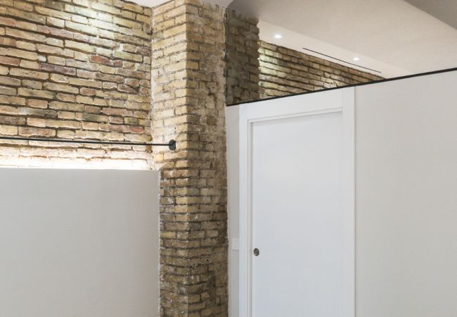 Apartment in Valencia - Design Studio with Natural Light in Ruzafa – Ground Floor by Florit Flats Apartment in Valencia - Design Studio with Natural Light in Ruzafa – Ground Floor by Florit Flats