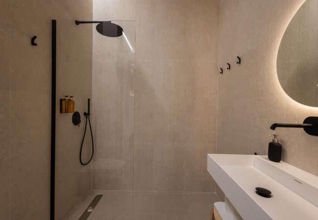 Apartment in Valencia - Design Studio with Natural Light in Ruzafa – Ground Floor by Florit Flats Apartment in Valencia - Design Studio with Natural Light in Ruzafa – Ground Floor by Florit Flats