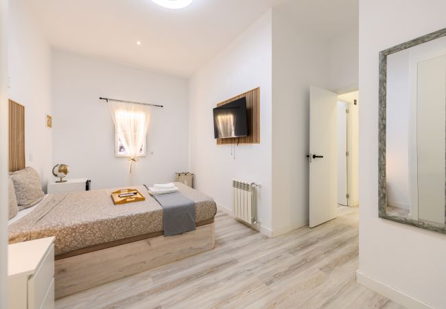 Rent by room in Madrid - Rome: room with comfort and shared areas Gran Via-Madrid Rent by room in Madrid - Rome: room with comfort and shared areas Gran Via-Madrid