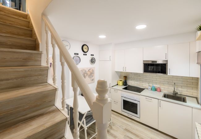 Rent by room in Madrid - La Paz: Room with Bolivian essence and comfort in Madrid Rent by room in Madrid - La Paz: Room with Bolivian essence and comfort in Madrid