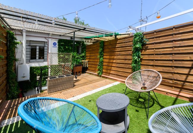 Rent by room in Madrid - La Paz: Room with Bolivian essence and comfort in Madrid Rent by room in Madrid - La Paz: Room with Bolivian essence and comfort in Madrid