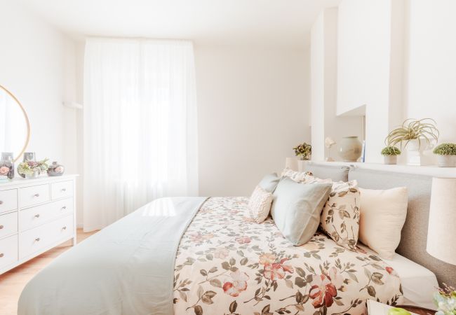 Apartment in Lucca - Modern Elegance inside Lucca Walls – with Terrace Apartment in Lucca - Modern Elegance inside Lucca Walls – with Terrace