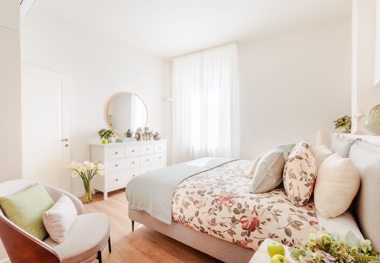 Apartment in Lucca - Modern Elegance inside Lucca Walls – with Terrace Apartment in Lucca - Modern Elegance inside Lucca Walls – with Terrace