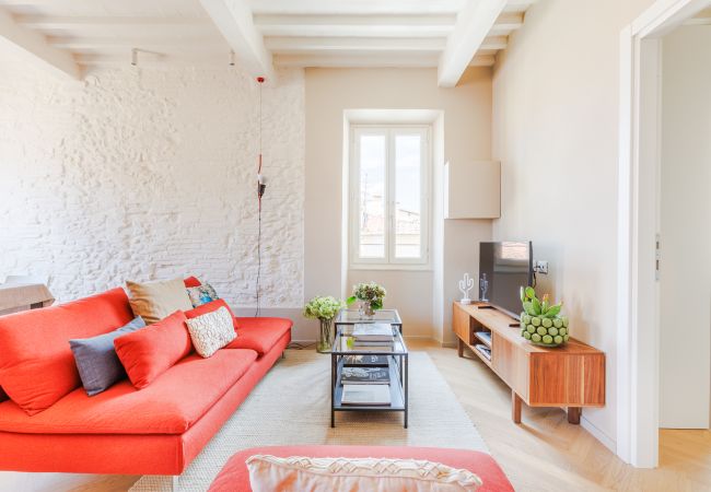 Apartment in Lucca - The White Lotus Penthouse, Modern Flat with Elevator Apartment in Lucca - The White Lotus Penthouse, Modern Flat with Elevator