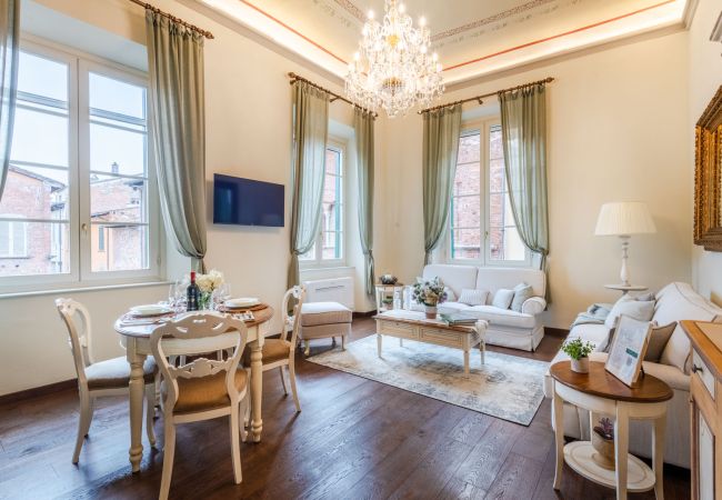 Apartment in Lucca - Bright and Central Apartment in Lucca Apartment in Lucca - Bright and Central Apartment in Lucca
