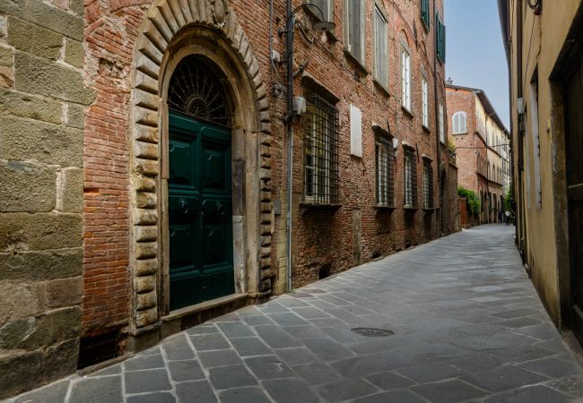 Apartment in Lucca - Bright and Central Apartment in Lucca Apartment in Lucca - Bright and Central Apartment in Lucca