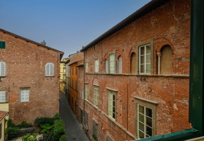 Apartment in Lucca - Bright and Central Apartment in Lucca Apartment in Lucca - Bright and Central Apartment in Lucca