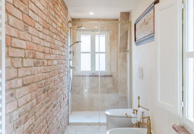 Apartment in Lucca - Bright and Central Apartment in Lucca Apartment in Lucca - Bright and Central Apartment in Lucca