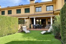 House in Pals - BIRDIE CLUB 31