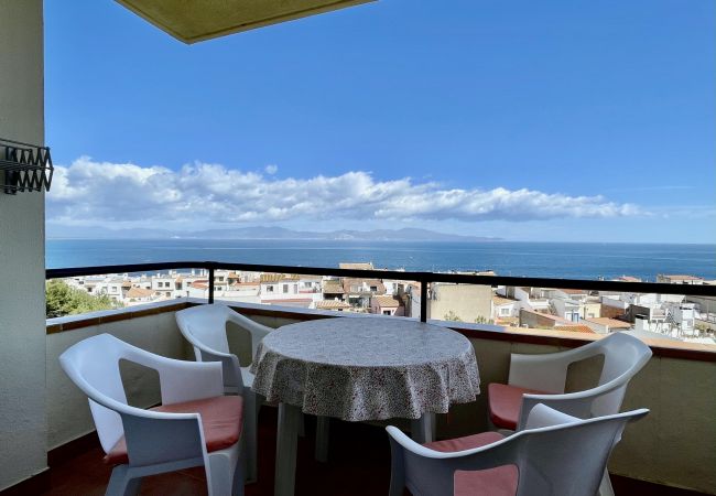 Апартаменты на L'Escala -   Апартаменты на L'Escala -