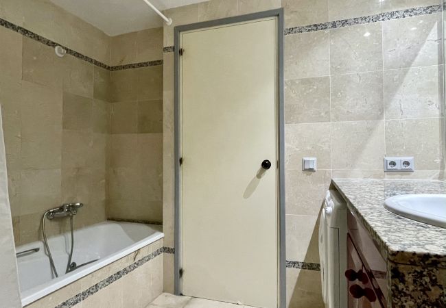 Апартаменты на Estartit - ILLA MAR D'OR 125 Апартаменты на Estartit - ILLA MAR D'OR 125