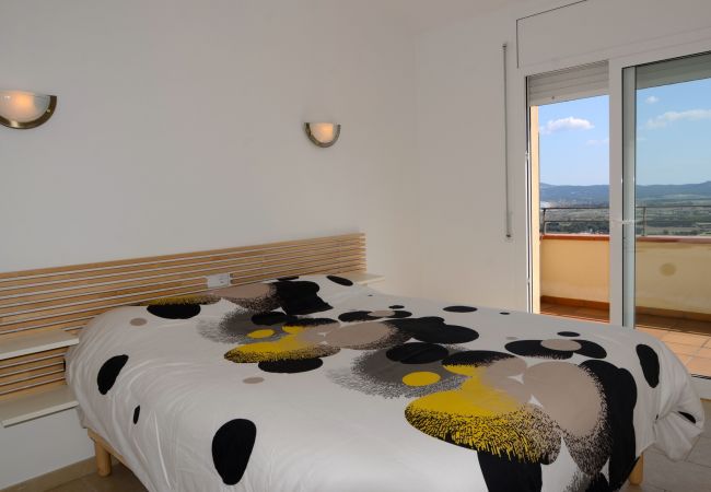 Таунхаус на Estartit - MONTSENY 3 Таунхаус на Estartit - MONTSENY 3