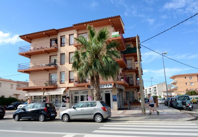Апартаменты на Estartit - APARTAMENT GRECIA Апартаменты на Estartit - APARTAMENT GRECIA