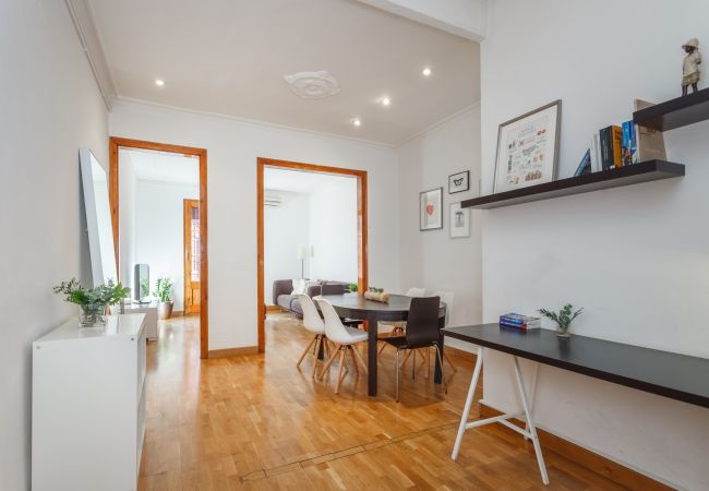 Апартаменты на Barcelona - Perfecto: Ubicación,confort&encanto Апартаменты на Barcelona - Perfecto: Ubicación,confort&encanto