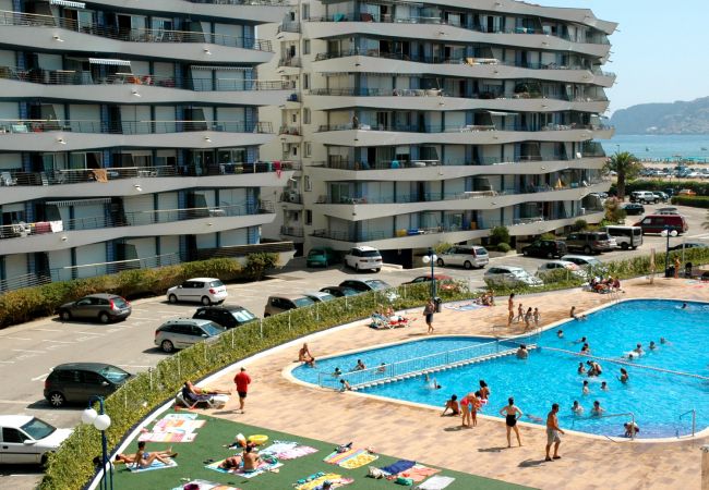 Апартаменты на Estartit - ROCAMAURA II 5-8 Апартаменты на Estartit - ROCAMAURA II 5-8