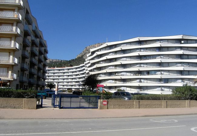Апартаменты на Estartit - ROCAMAURA II 2-9 Апартаменты на Estartit - ROCAMAURA II 2-9