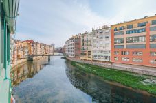 Апартаменты на Жирона / Girona - Ballesteries balcó 32