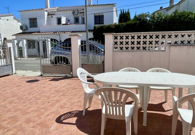 Дом на L'Escala - HOUSE LA VINYA 14 3D Дом на L'Escala - HOUSE LA VINYA 14 3D