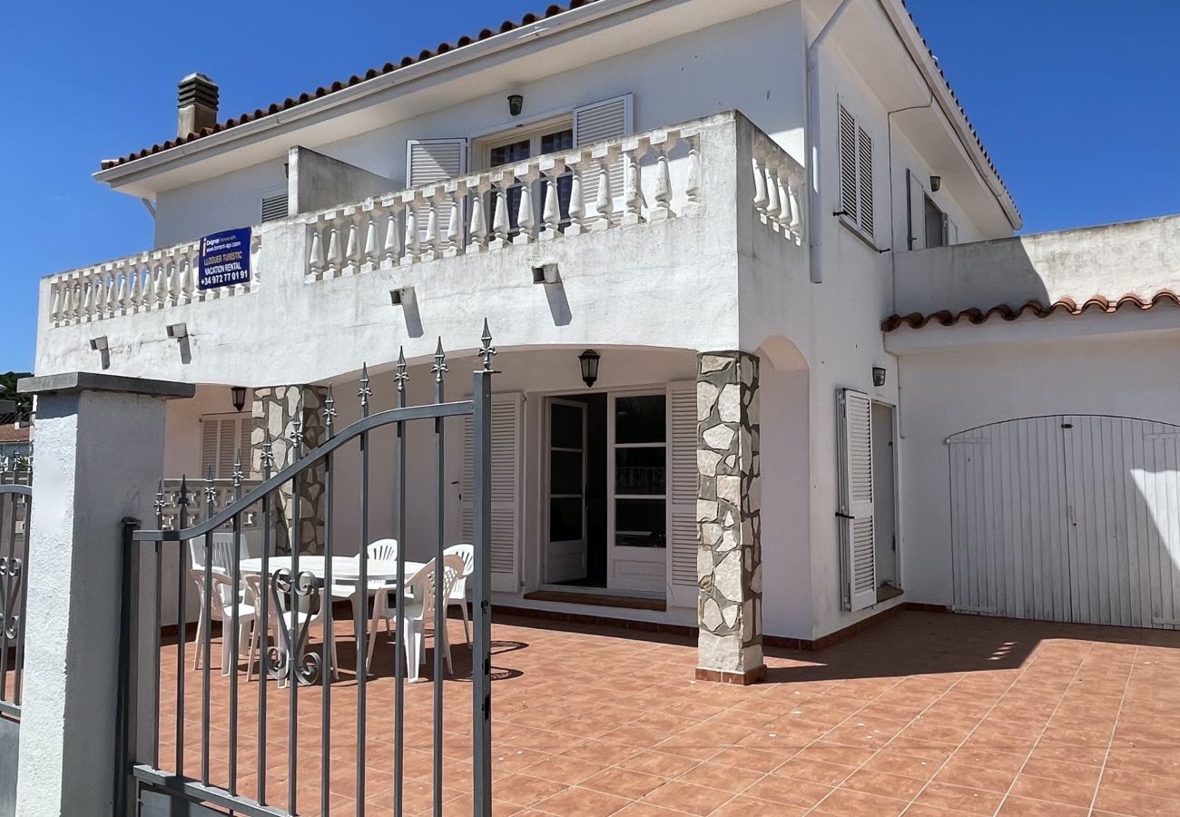 Дом на L'Escala - HOUSE LA VINYA 14 3D