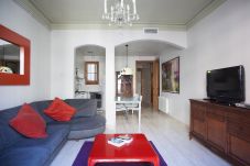 Апартаменты на Барселона / Barcelona - VILADOMAT, большой, удобный, легкий, милый и довольно плоский в Эшампле, Барселона