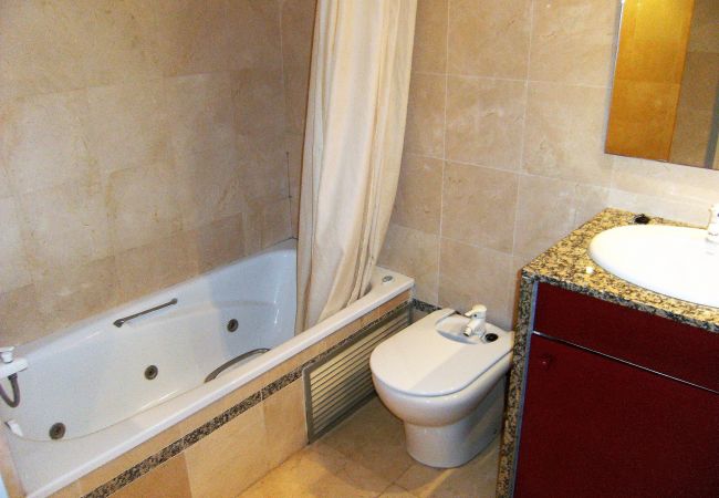 Апартаменты на Estartit - ILLA MAR D'OR 146 Апартаменты на Estartit - ILLA MAR D'OR 146