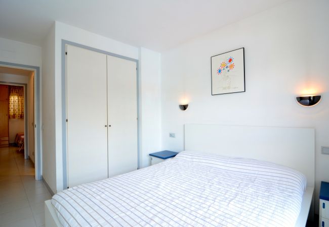 Апартаменты на Estartit - ILLA MAR D'OR 148 Апартаменты на Estartit - ILLA MAR D'OR 148