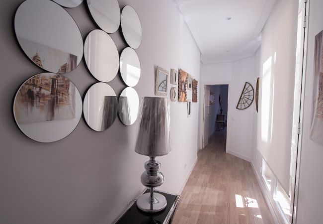 Апартаменты на Madrid - Apartment Madrid Downtown Puerta del Sol M (PRE4A) Апартаменты на Madrid - Apartment Madrid Downtown Puerta del Sol M (PRE4A)