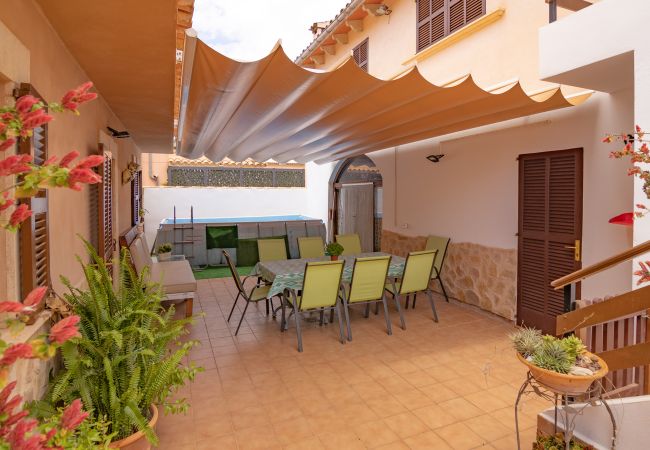 Дом на Muro - Ancla 011 fantástica casa de pueblo con jacuzzi, terraza y WiFi Дом на Muro - Ancla 011 fantástica casa de pueblo con jacuzzi, terraza y WiFi