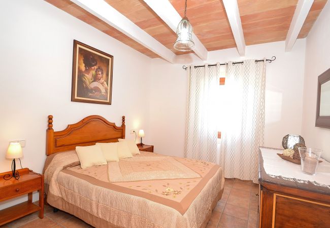 Особняк на Santa Margalida - Es Bosquerró 054 fantástica finca con piscina vallada, zona infantil, terraza, barbacoa y WiFi Особняк на Santa Margalida - Es Bosquerró 054 fantástica finca con piscina vallada, zona infantil, terraza, barbacoa y WiFi