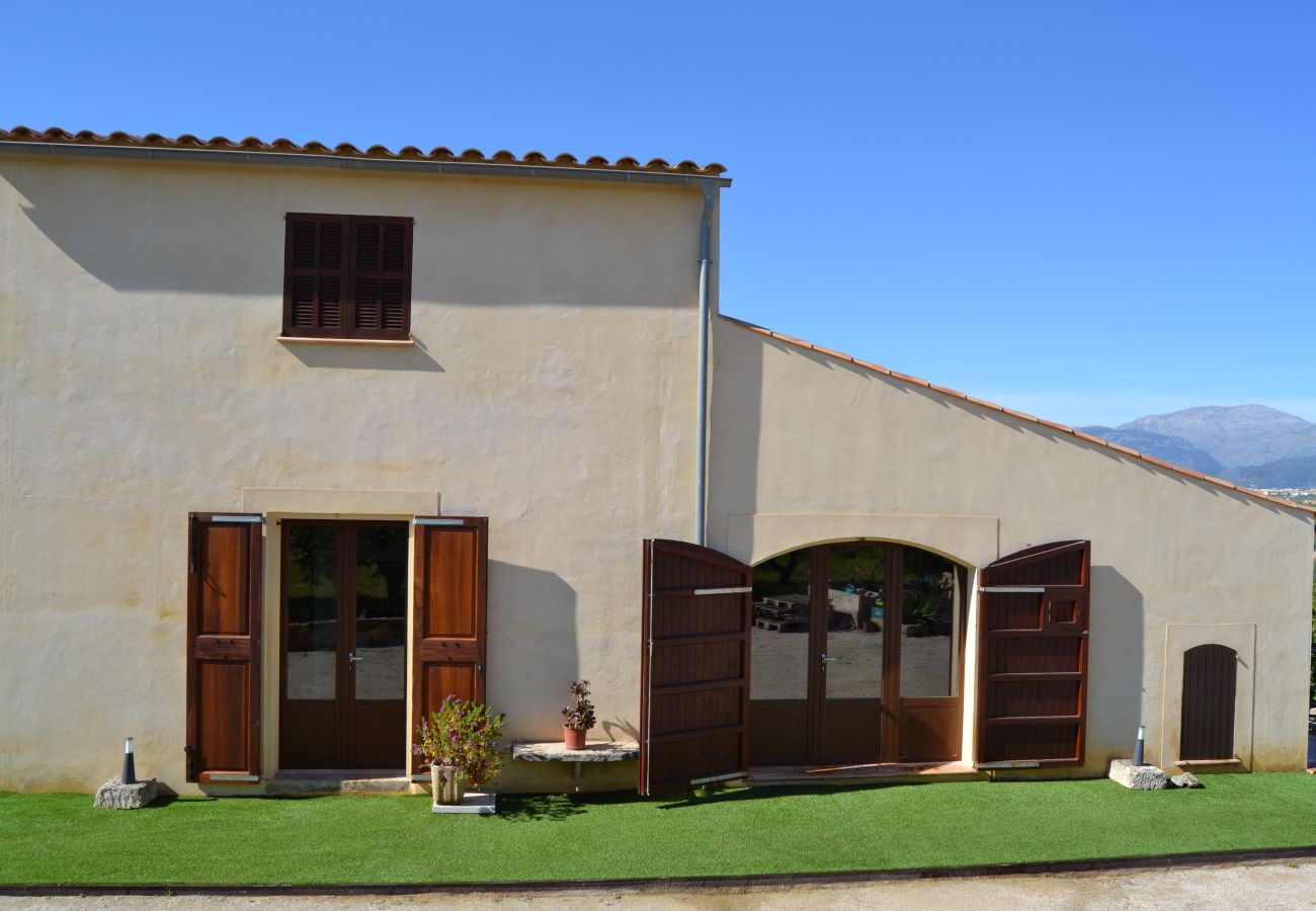 Особняк на Muro - Els Tarongers 081 fantástica finca con piscina privada, aire acondicionado, terraza y barbacoa Особняк на Muro - Els Tarongers 081 fantástica finca con piscina privada, aire acondicionado, terraza y barbacoa