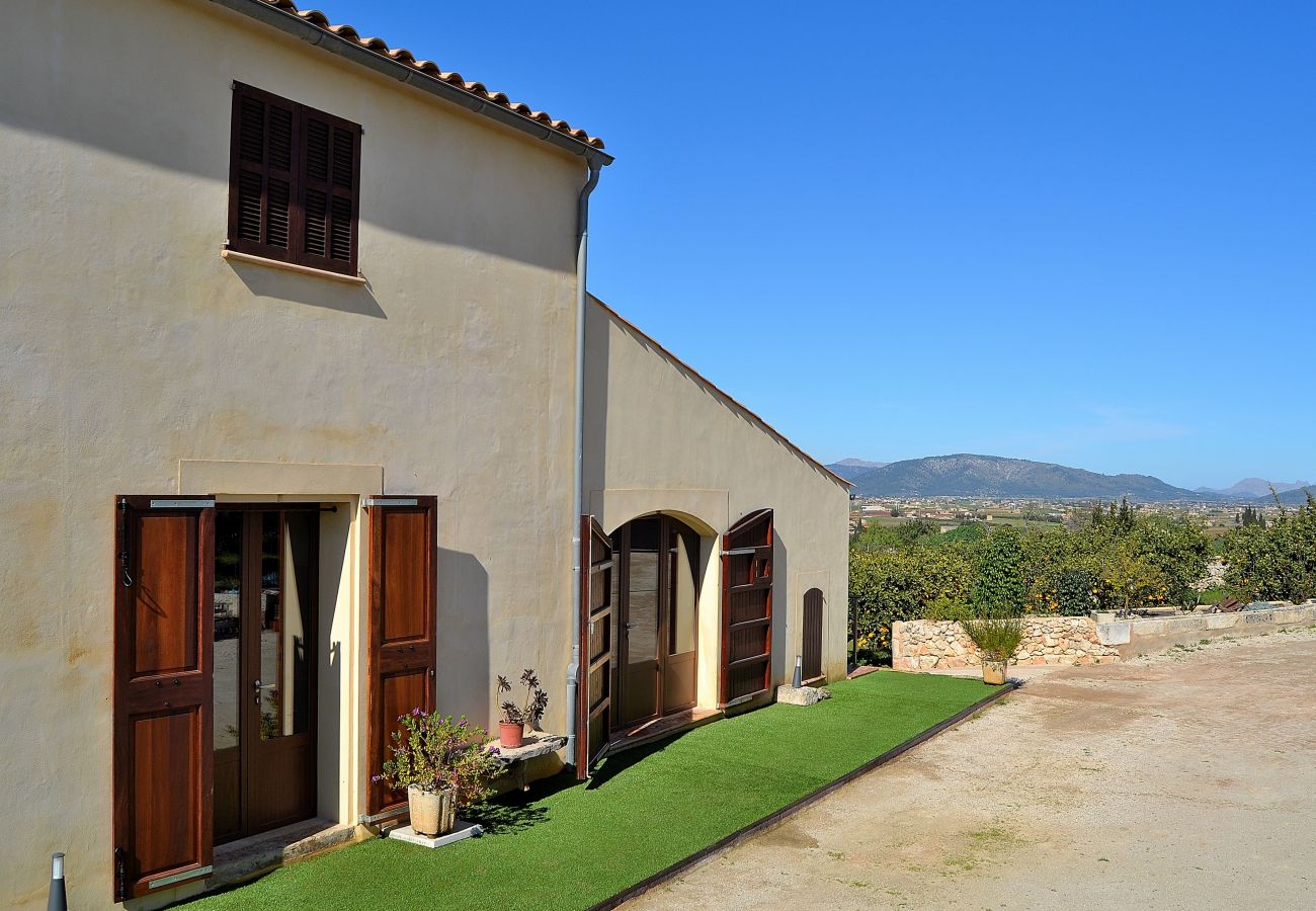 Особняк на Muro - Els Tarongers 081 fantástica finca con piscina privada, aire acondicionado, terraza y barbacoa Особняк на Muro - Els Tarongers 081 fantástica finca con piscina privada, aire acondicionado, terraza y barbacoa