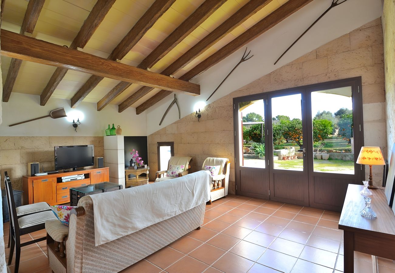 Особняк на Muro - Els Tarongers 081 fantástica finca con piscina privada, aire acondicionado, terraza y barbacoa Особняк на Muro - Els Tarongers 081 fantástica finca con piscina privada, aire acondicionado, terraza y barbacoa