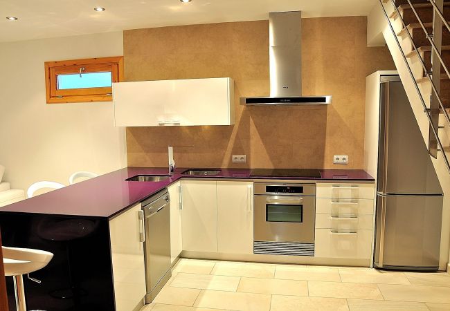 Особняк на Muro - Vinagrella 158 magnífica finca con piscina privada, gran jardín, aire acondicionado y barbacoa Особняк на Muro - Vinagrella 158 magnífica finca con piscina privada, gran jardín, aire acondicionado y barbacoa