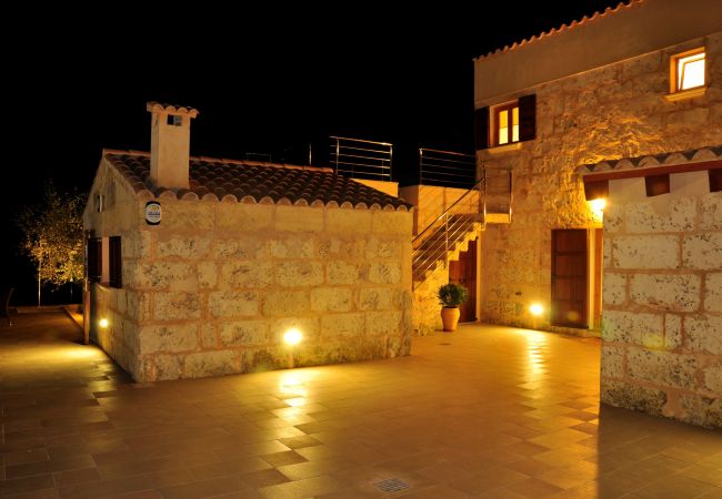 Особняк на Muro - Vinagrella 158 magnífica finca con piscina privada, gran jardín, aire acondicionado y barbacoa Особняк на Muro - Vinagrella 158 magnífica finca con piscina privada, gran jardín, aire acondicionado y barbacoa