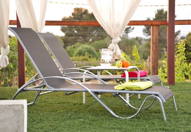 Особняк на Muro - Can Butxaquí 160 fantástica villa con piscina privada y jacuzzi, aire acondicionado, barbacoa y WiFi Особняк на Muro - Can Butxaquí 160 fantástica villa con piscina privada y jacuzzi, aire acondicionado, barbacoa y WiFi