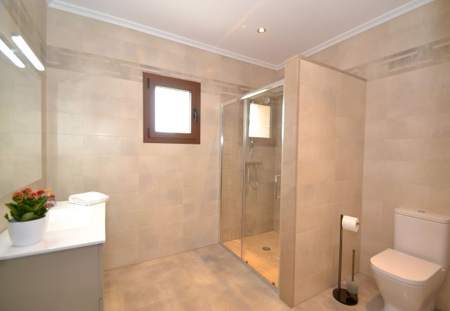 Особняк на Muro - Flor de Sal 178 majestuosa villa moderna con piscina privada, aire acondicionado y barbacoa Особняк на Muro - Flor de Sal 178 majestuosa villa moderna con piscina privada, aire acondicionado y barbacoa