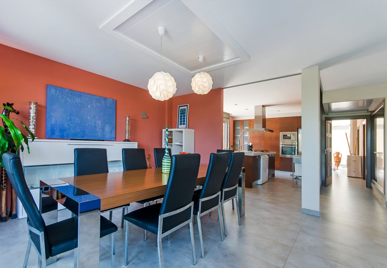 Дом на Алькудия / Alcudia - Villa Isabel 206 fantástica villa con piscina privada, aire acondicionado, barbacoa y jacuzzi Дом на Алькудия / Alcudia - Villa Isabel 206 fantástica villa con piscina privada, aire acondicionado, barbacoa y jacuzzi