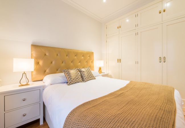 Апартаменты на Madrid -  BIG Apartment Downtown Madrid Malasaña M (MAL27) Апартаменты на Madrid -  BIG Apartment Downtown Madrid Malasaña M (MAL27)