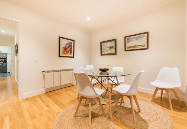 Апартаменты на Madrid -  BIG Apartment Downtown Madrid Malasaña M (MAL27) Апартаменты на Madrid -  BIG Apartment Downtown Madrid Malasaña M (MAL27)