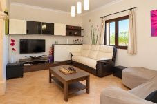 Особняк на Campos - Can Olivaret 419 fantástica finca con piscina privada, terraza, barbacoa y WiFi