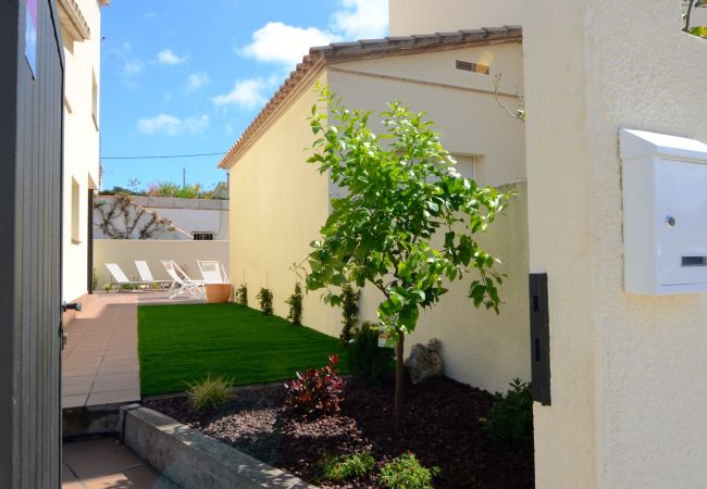 Вилла на L'Escala - VILLA PISCINA PRIVADA COSSIS Вилла на L'Escala - VILLA PISCINA PRIVADA COSSIS