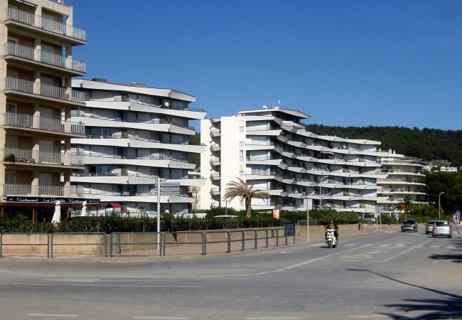 Апартаменты на Estartit - ROCAMAURA III BX-9 Апартаменты на Estartit - ROCAMAURA III BX-9