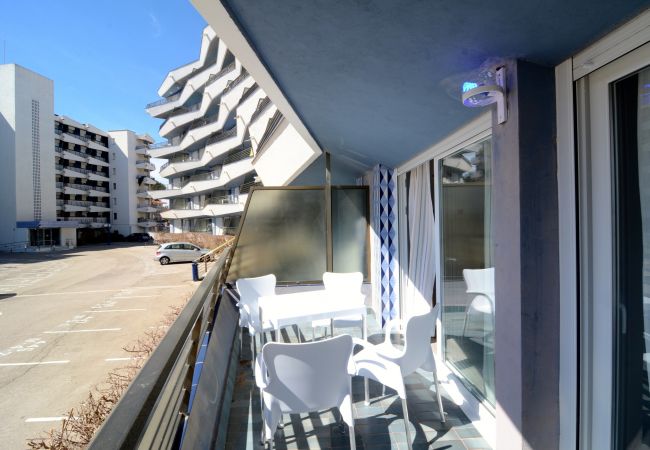 Апартаменты на Estartit - ROCAMAURA III BX-9 Апартаменты на Estartit - ROCAMAURA III BX-9