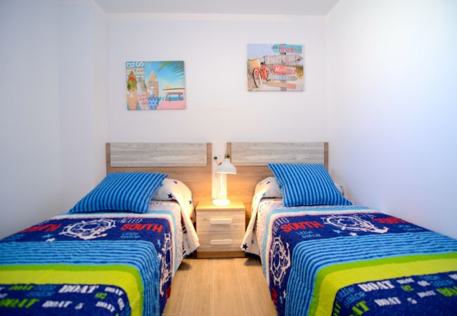 Апартаменты на Estartit - ROCAMAURA III BX-9 Апартаменты на Estartit - ROCAMAURA III BX-9