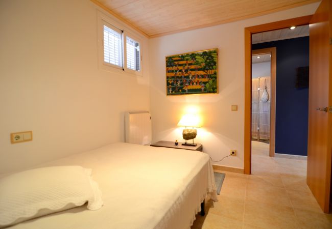 Апартаменты на Estartit - ROCAMAURA II 6-3 Апартаменты на Estartit - ROCAMAURA II 6-3