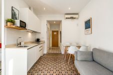 Апартаменты на Барселона / Barcelona - Flateli Rosselló