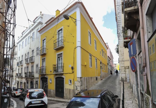 Grand Parliament Duplex by Homing Grand Parliament Duplex by Homing