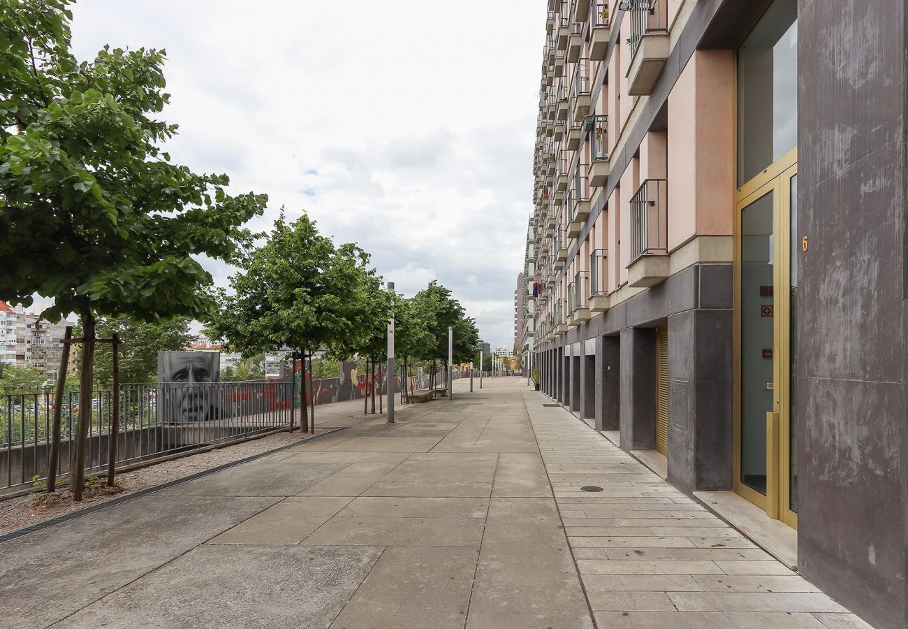 MODERN & BRIGHT AVENIDAS NOVAS by HOMING MODERN & BRIGHT AVENIDAS NOVAS by HOMING