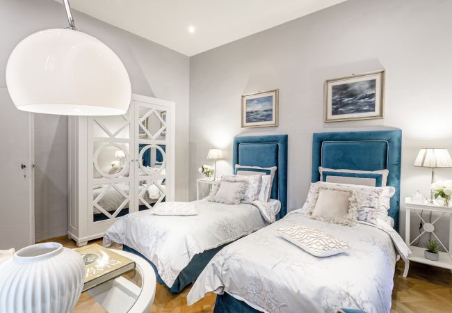 Апартаменты на Lucca - Homey Spacious 4 Bedrooms Flat in Lucca Апартаменты на Lucca - Homey Spacious 4 Bedrooms Flat in Lucca